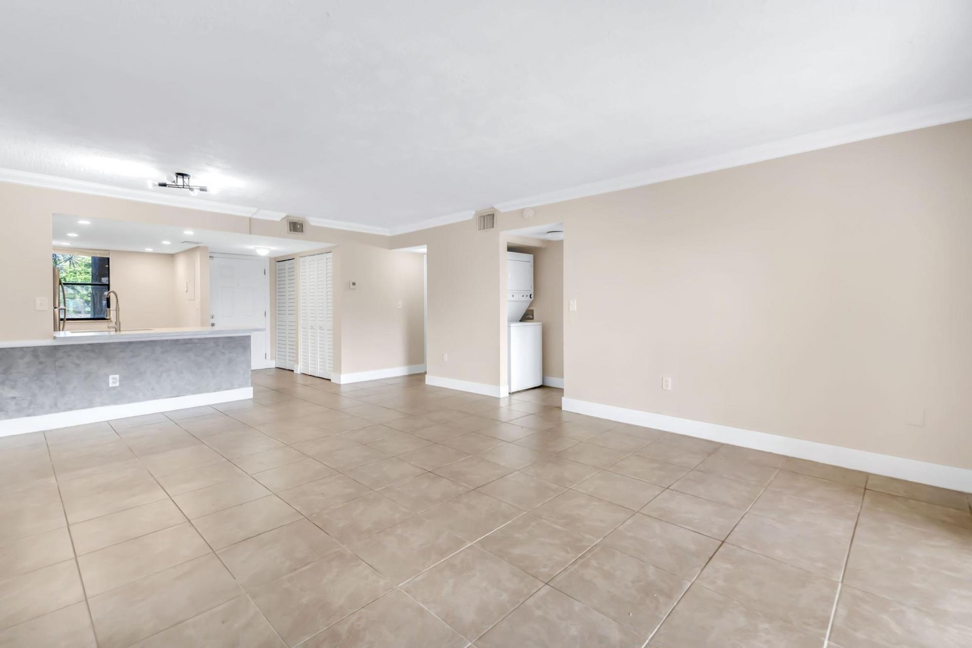 5200 NW 31st Avenue, Unit 141, Fort Lauderdale, FL 33309 Photo