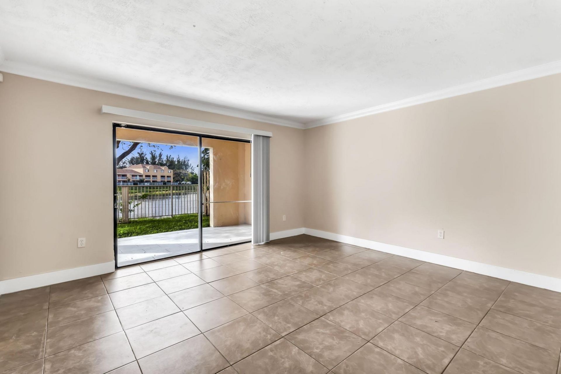 5200 NW 31st Avenue, Unit 141, Fort Lauderdale, FL 33309 Photo