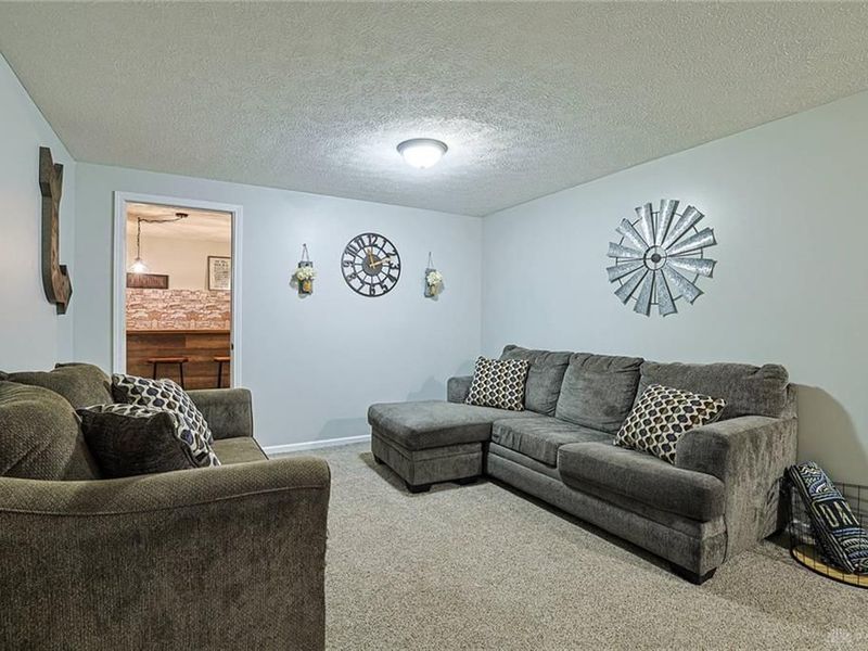 615 Saint James Place, Trenton, OH 45067 Photo 25