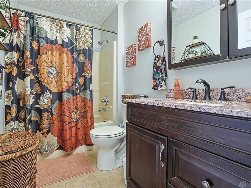 615 Saint James Place, Trenton, OH 45067 Photo 29