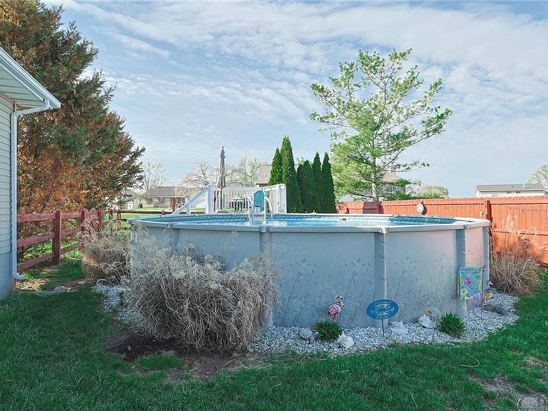 615 Saint James Place, Trenton, OH 45067 Photo 37