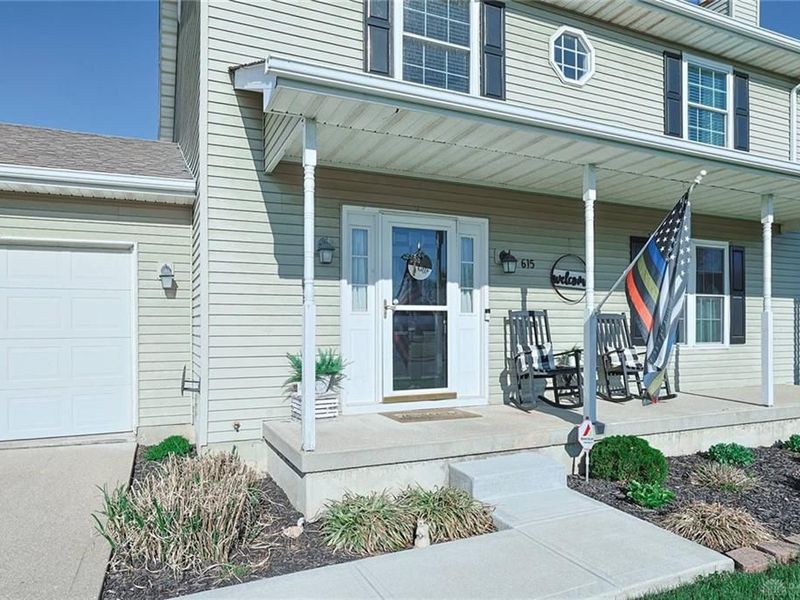 615 Saint James Place, Trenton, OH 45067 Photo 4