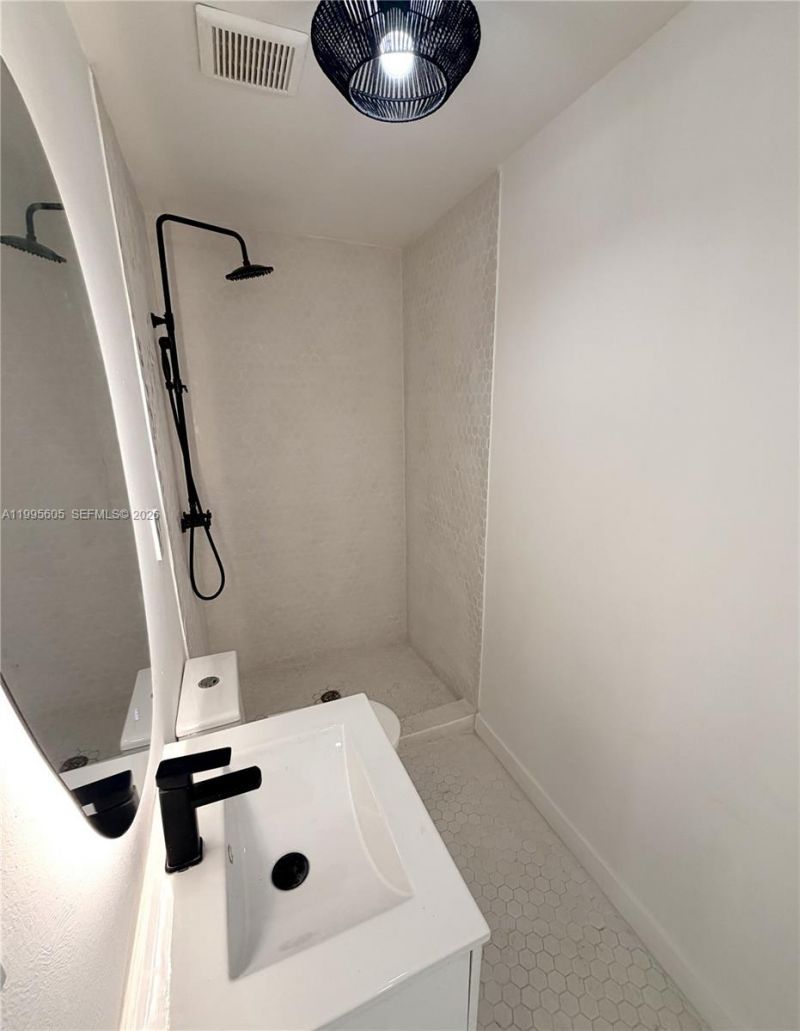 605 Euclid Ave, Unit 106, Miami Beach, FL 33139 Photo