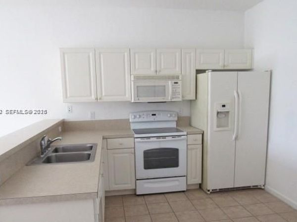 1114 Lucaya Dr, Unit n/a, Riviera Beach, FL 33404