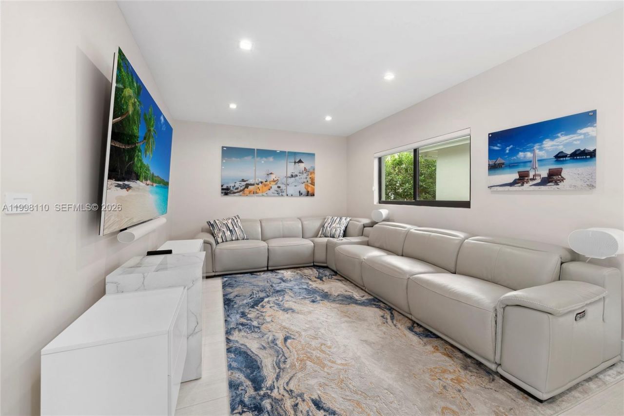 3141 N Bay Rd, Miami Beach, FL 33140 Photo