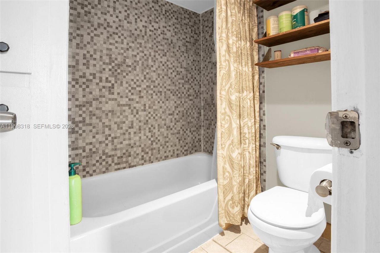 9682 Fontainebleau Blvd, Unit 503, Miami, FL 33172 Photo