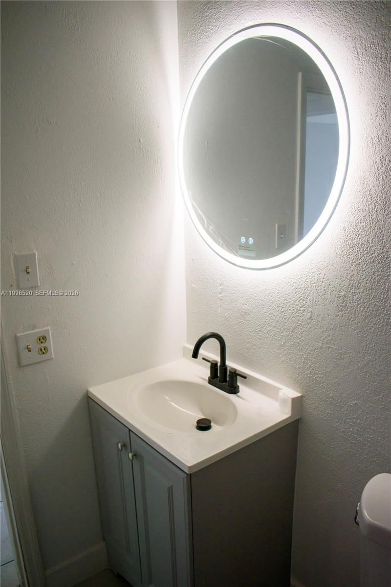 5349 W 14th Ln , Hialeah, FL 33012 Photo