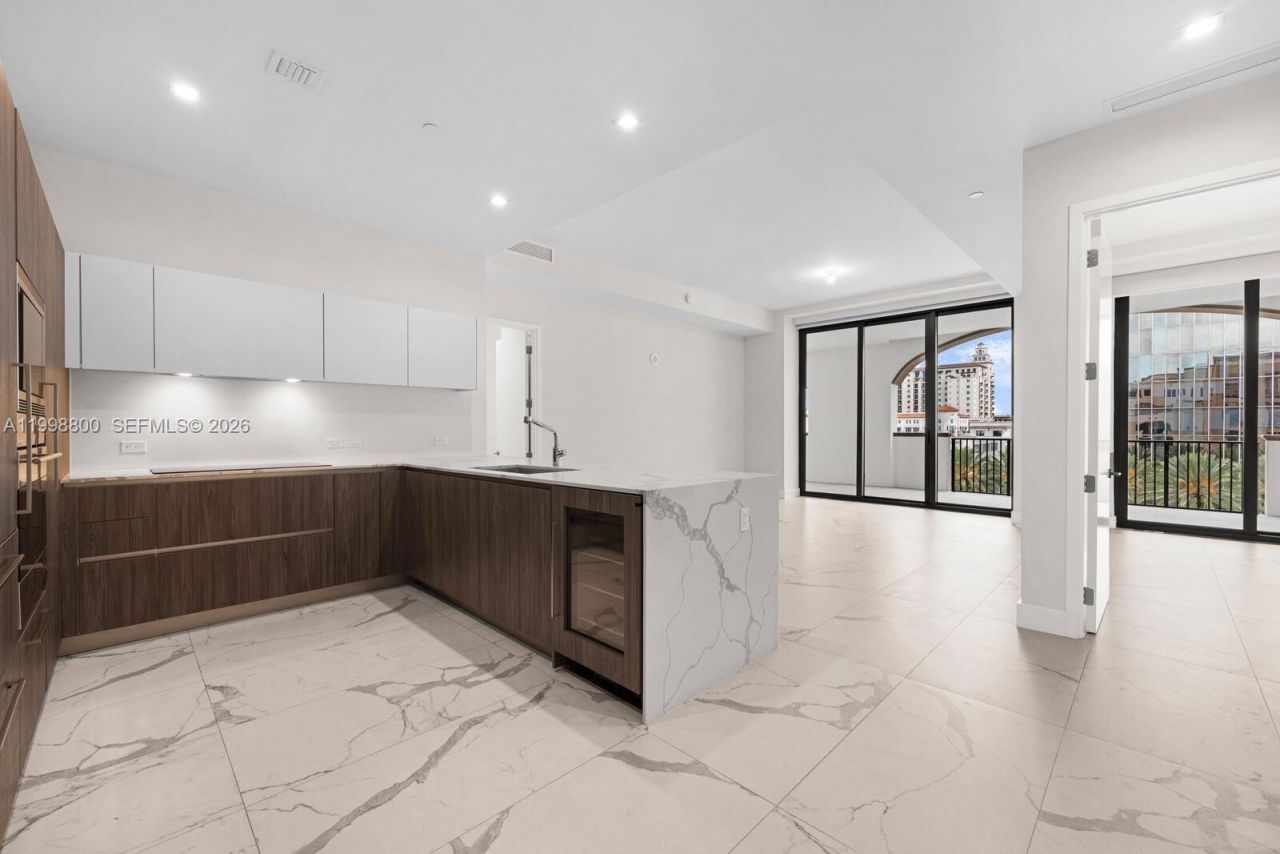 275 Giralda Ave, Unit 6E, Coral Gables, FL 33134 Photo