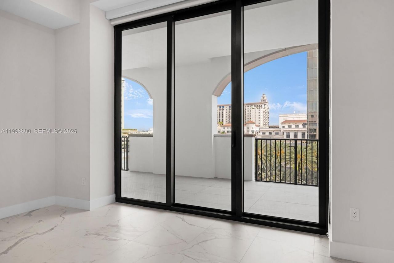275 Giralda Ave, Unit 6E, Coral Gables, FL 33134 Photo