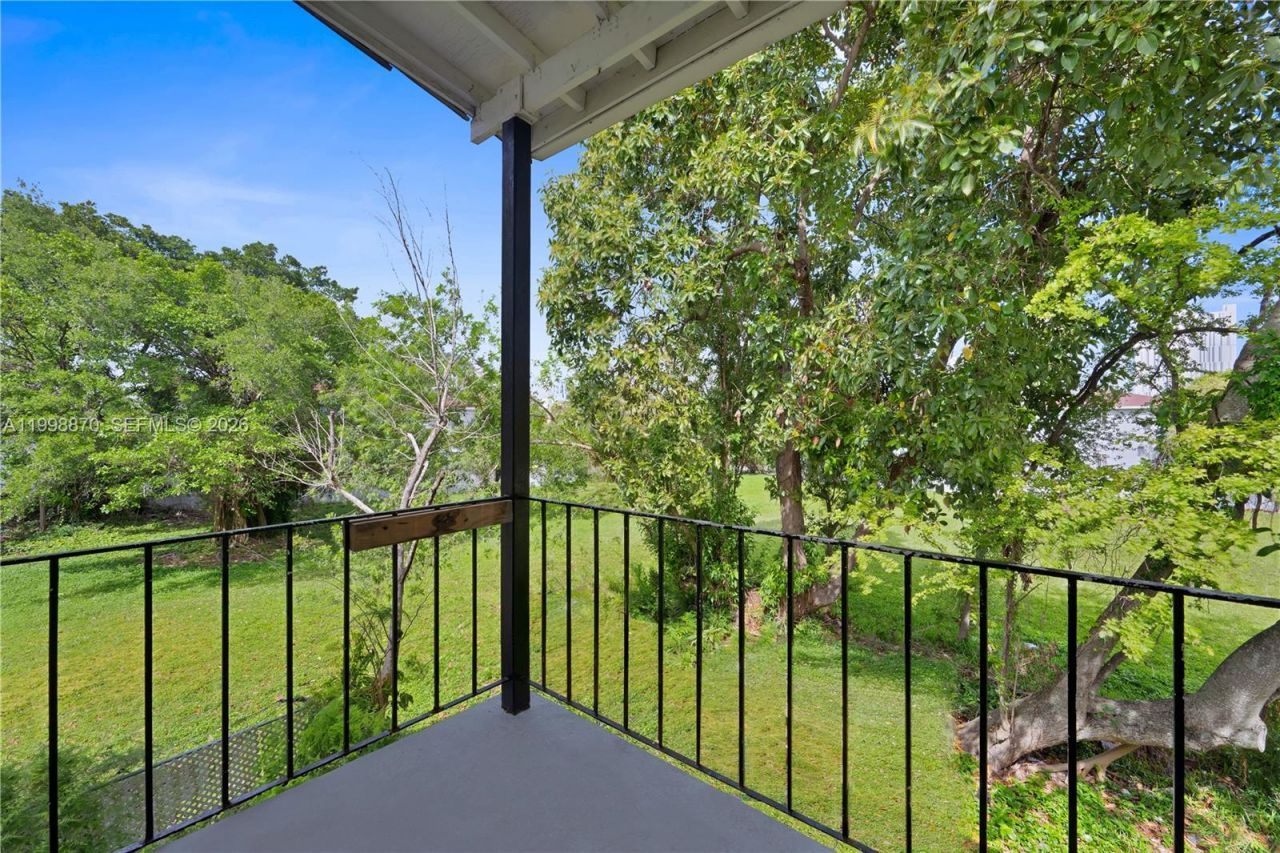 109 NW 6th Ave, Unit 8, Miami, FL 33128 Photo