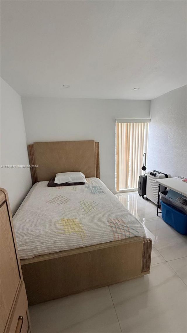 4841 NW 7th St, Unit 310-4, Miami, FL 33126 Photo