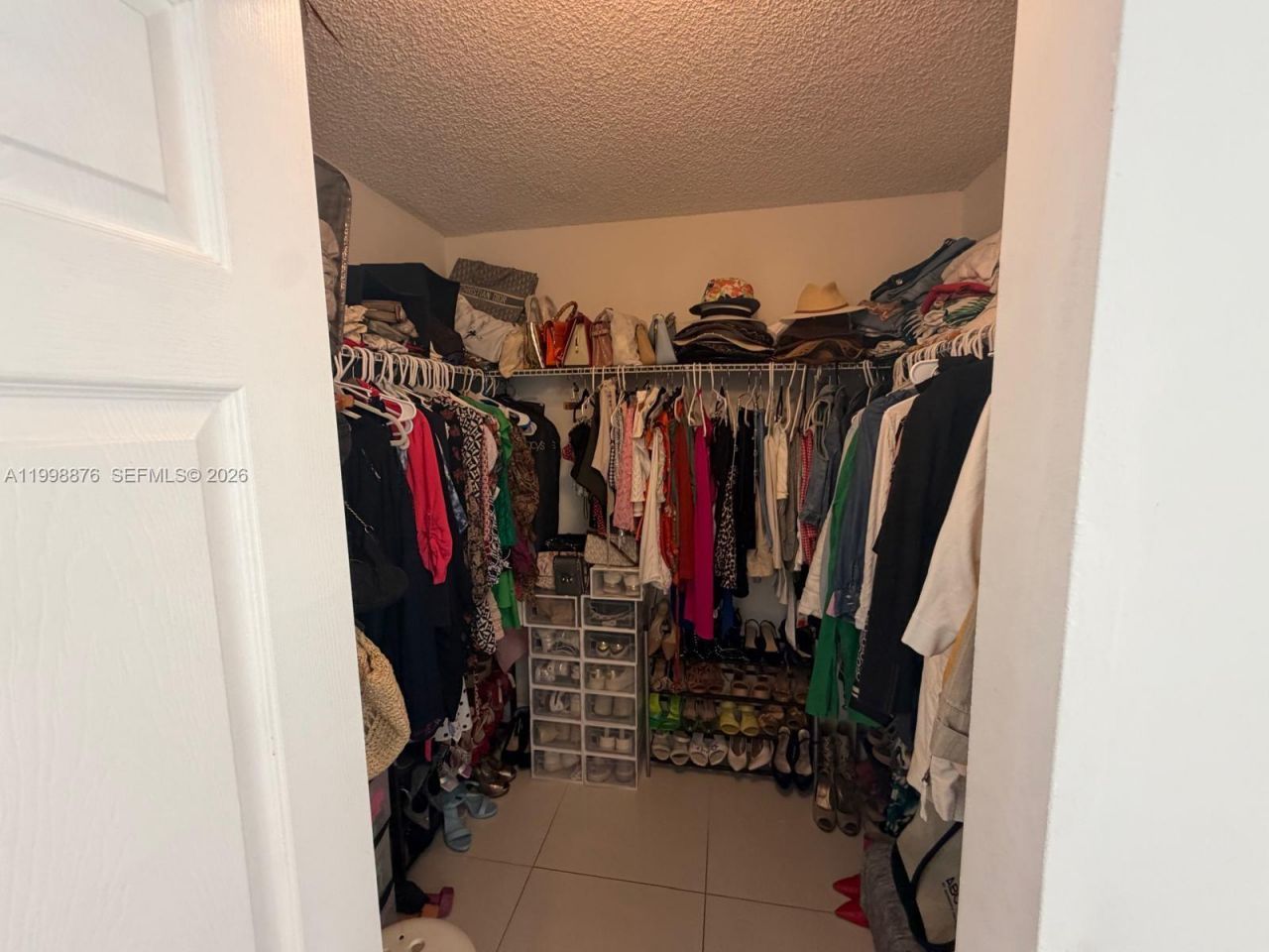 468 NE 206th Ln, Unit 102, Miami, FL 33179 Photo