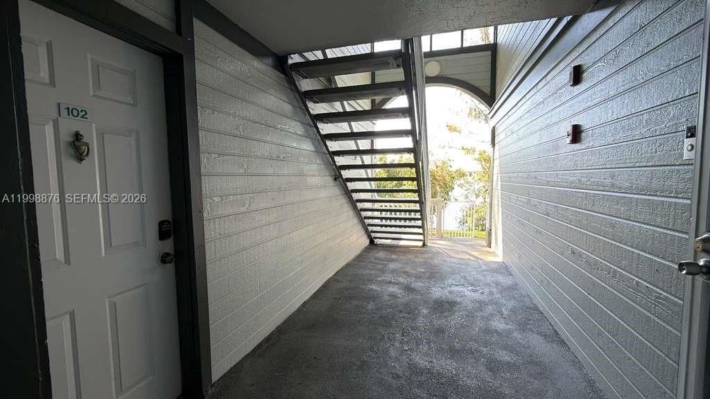 468 NE 206th Ln, Unit 102, Miami, FL 33179 Photo