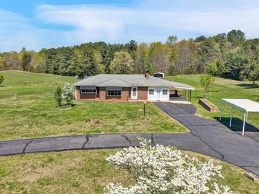 3328 Theta Mill Road, Gladys, VA 24554