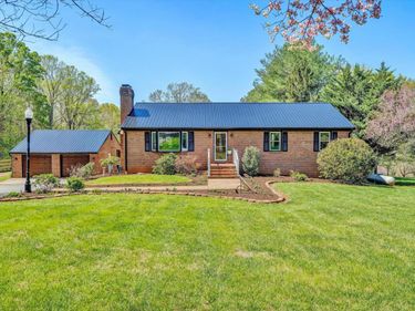 107 Casaloma Drive, Forest, VA 24551