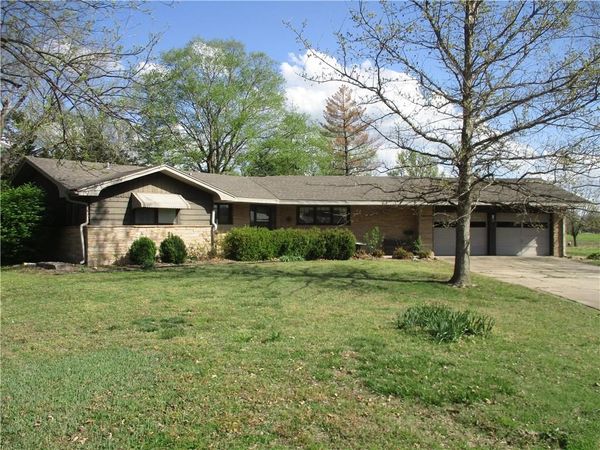 400 S Washington Street, Columbus, KS 66725