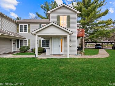 924 Saybrook Drive, Waterford Twp, MI 48327