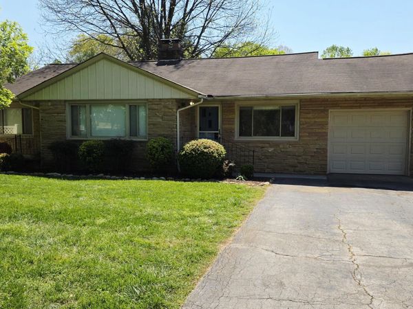 421 Santeelah St, Maryville, TN 37801