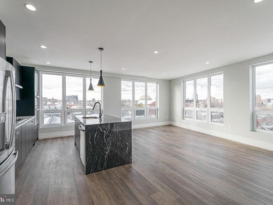 526 Brown Street, Unit 501, Philadelphia, PA 19123 Main Photo