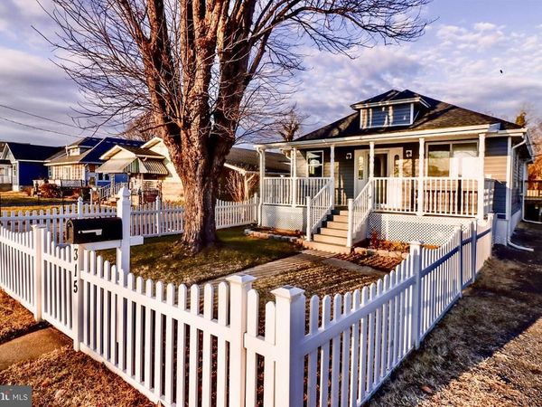 315 RIVERSIDE DRIVE, ESSEX, MD 21221