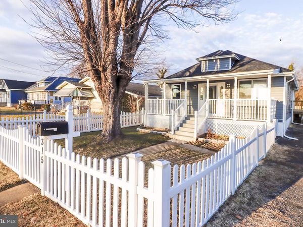 315 RIVERSIDE DRIVE, ESSEX, MD 21221