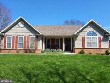 155 FERNLEAF COURT, STATE COLLEGE, PA 16801