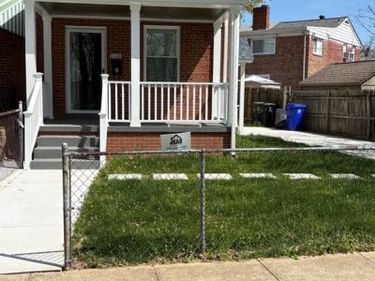 2449 S OAKLAND STREET, ARLINGTON, VA 22206