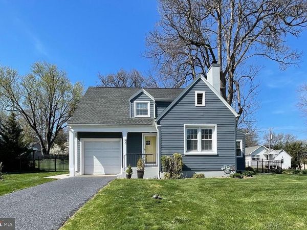 43 W GOVERNOR ROAD, HERSHEY, PA 17033