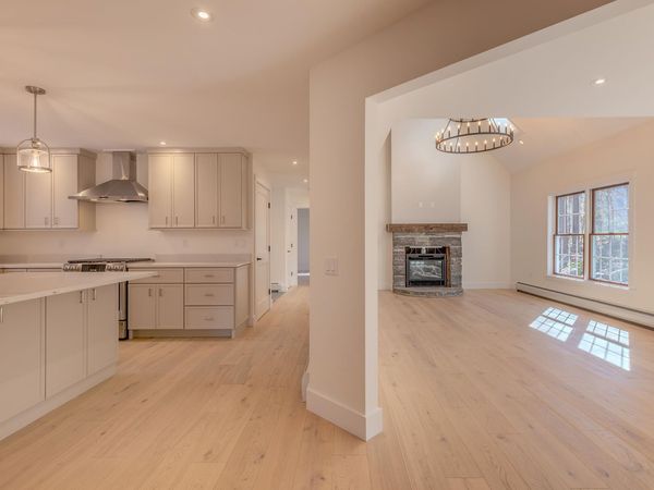 171 Mending Walls Road, Manchester, VT 05255