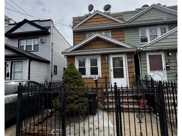 10440 89th Avenue, Richmond Hill, NY 11418