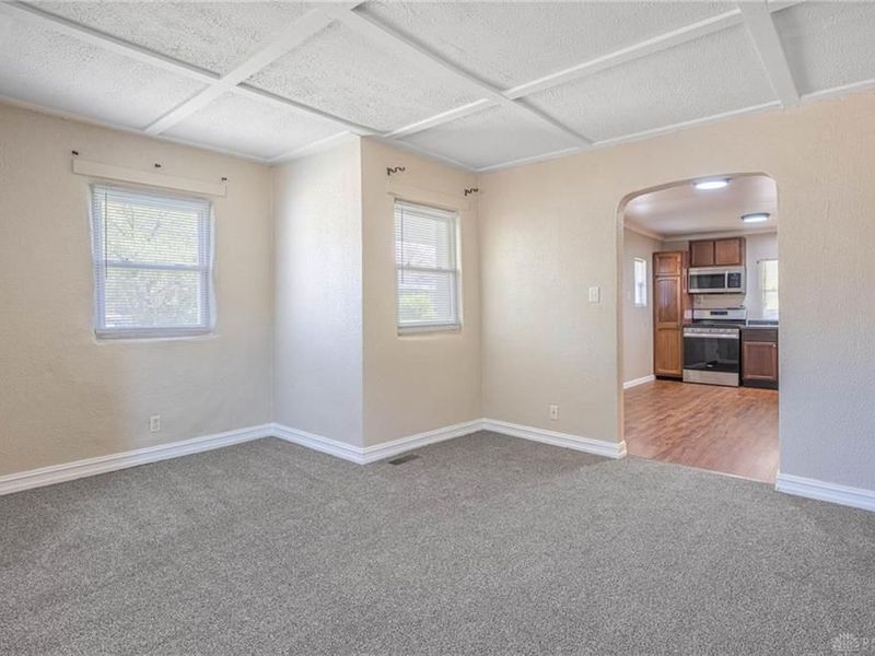 519 E 3rd Street, Xenia, OH 45385 Photo 4