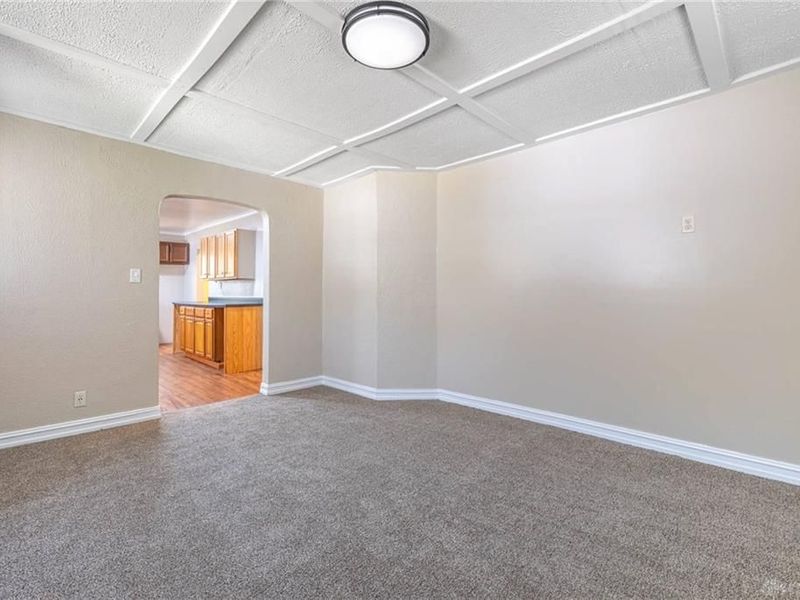 519 E 3rd Street, Xenia, OH 45385 Photo 5