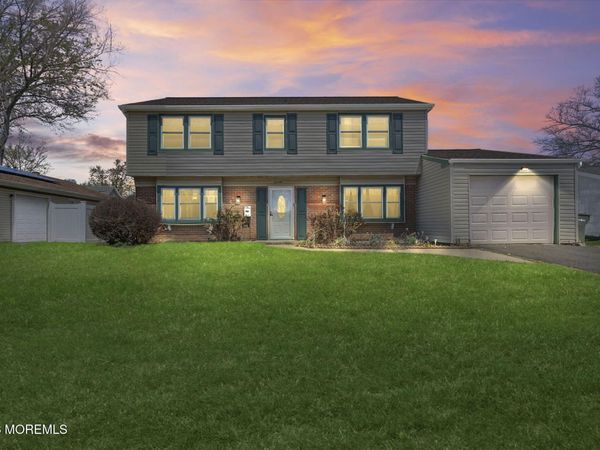 70 Harrington Circle, Willingboro, NJ 08046