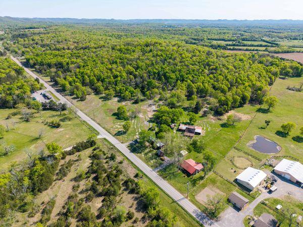 6448 Bradyville Pike , Murfreesboro, TN 37127