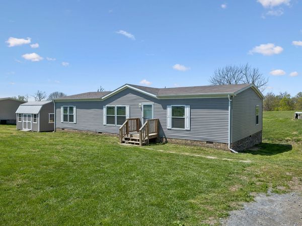 765 Shrum Cemetery Rd, Westmoreland, TN 37186