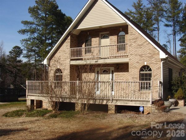 208 Chuckwood Road, Mooresville, NC 28117