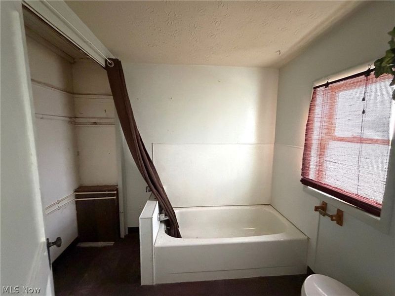 924 Concord Avenue, Akron, OH 44306 Photo 14