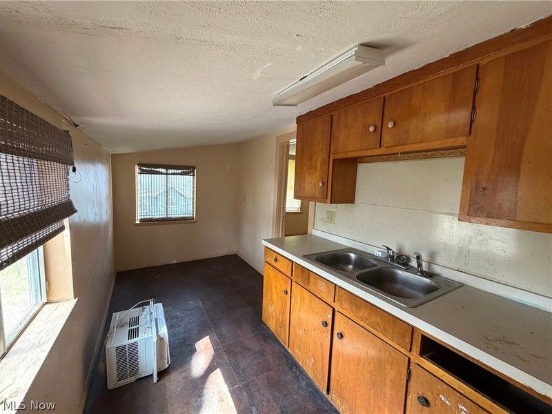 924 Concord Avenue, Akron, OH 44306 Photo 9