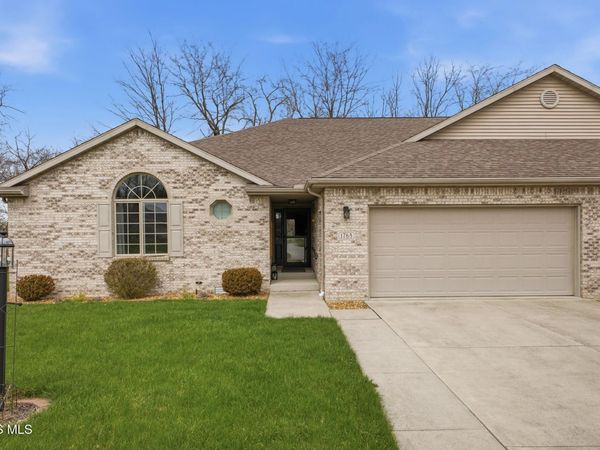 1768 Chinook Trail Court, Defiance, OH 43512