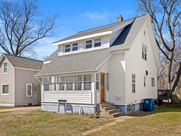 1331 Pennoyer Avenue, Grand Haven, MI 49417