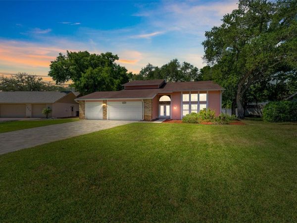 1550 CHATEAU WOOD DRIVE, CLEARWATER, FL 33764