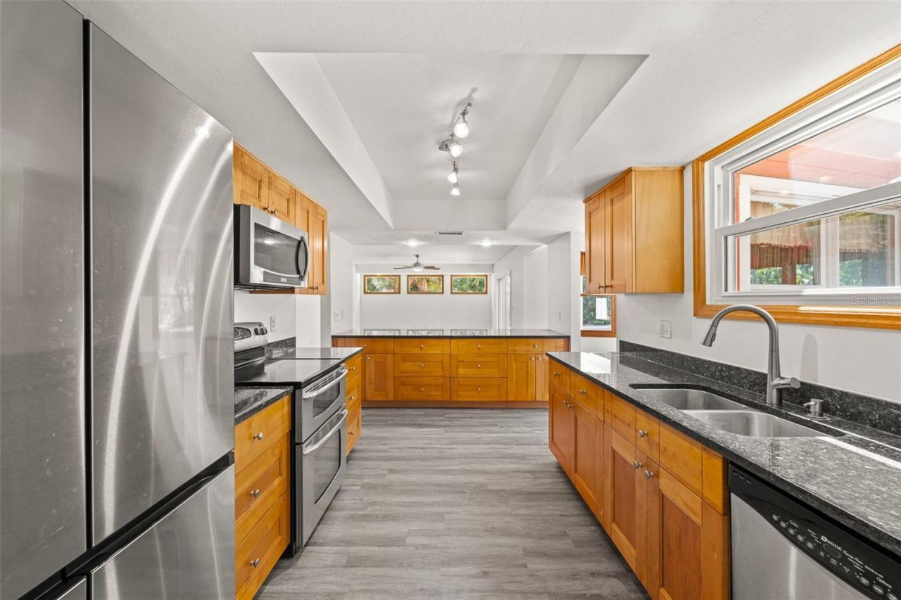 1550 Chateau Wood Drive , Clearwater, FL 33764 Photo