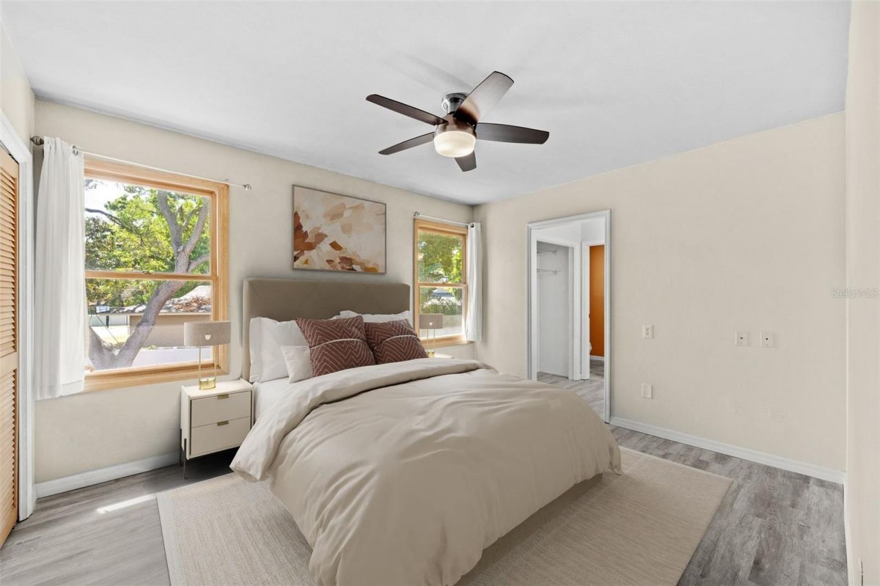 1550 Chateau Wood Drive, Clearwater, FL 33764 Photo