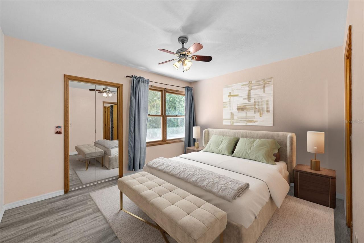 1550 Chateau Wood Drive, Clearwater, FL 33764 Photo
