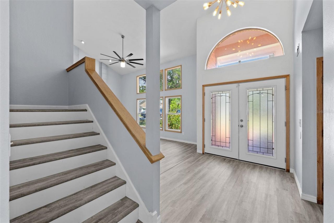 1550 Chateau Wood Drive , Clearwater, FL 33764 Photo