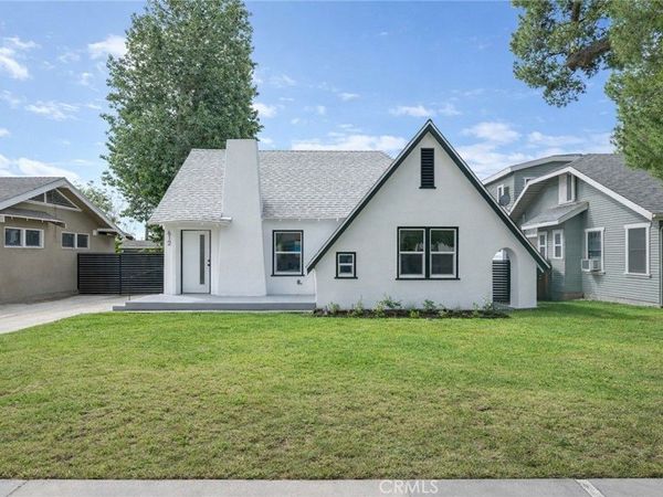 612 King Street, Monrovia, CA 91006