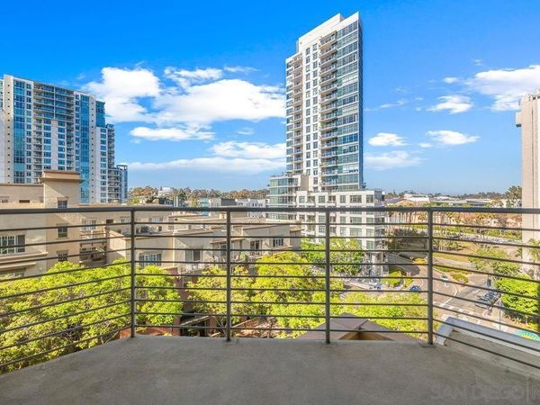 801 Ash St, Unit 402, San Diego, CA 92101