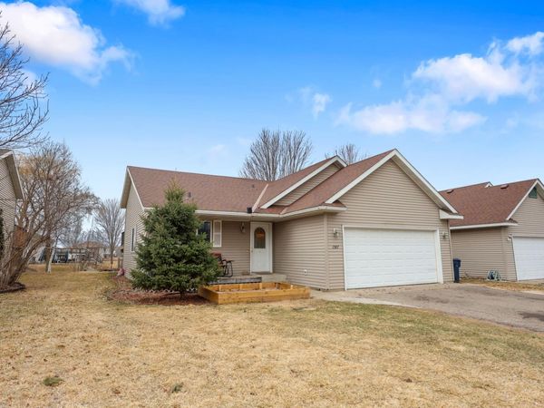 1587 Peach Drive NE, Sauk Rapids, MN 56379