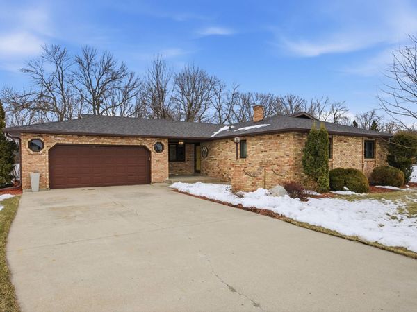 1355 Cossette Drive S, Fargo, ND 58104