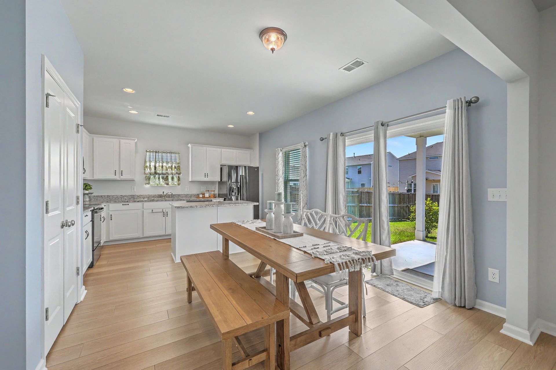 226 Clydesdale Circle Photo 11